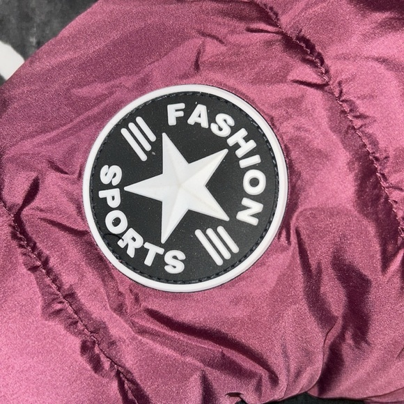 NWT dog jacket with adjustable harness attached - Picture 5 of 5